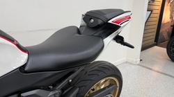 2022 YAMAHA YZF-R7LA White