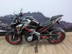 2019 Kawasaki ZR 900 GREY