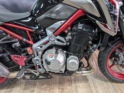 2019 Kawasaki ZR 900 GREY