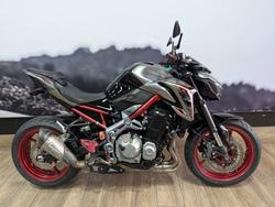 Kawasaki ZR 900