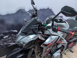 2019 Kawasaki ZR 900 GREY