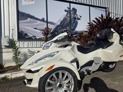 2017 BRP SPYDER RT (SM6) WHITE