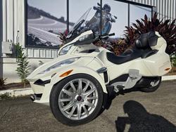 2017 BRP SPYDER RT (SM6) WHITE