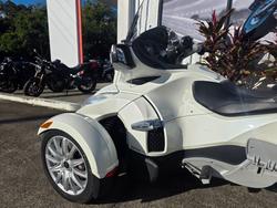 2017 BRP SPYDER RT (SM6) WHITE