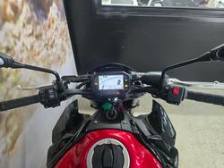 2024 Kawasaki Z900 (ZR900) RED
