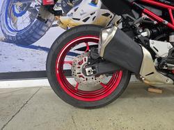 2024 Kawasaki Z900 (ZR900) RED