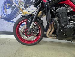 2024 Kawasaki Z900 (ZR900) RED
