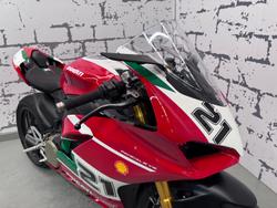 2025 Ducati Panigale Bayliss 1st Championship 20th Anniversary Panigale Red