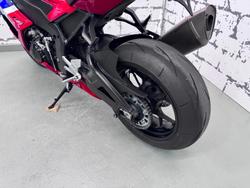 2025 Honda CBR1000RR-R SP ABS Fireblade Fireblade Red