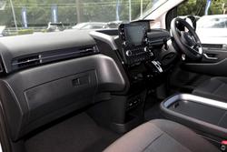 2025 Hyundai STARIA