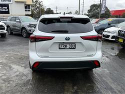 2022 TOYOTA KLUGER GX HYBRID AWD