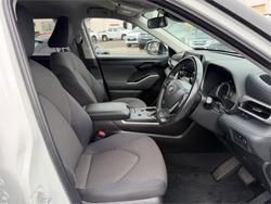 2022 TOYOTA KLUGER GX HYBRID AWD