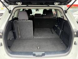 2022 TOYOTA KLUGER GX HYBRID AWD