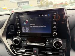 2022 TOYOTA KLUGER GX HYBRID AWD