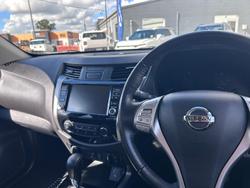2019 Nissan Navara ST