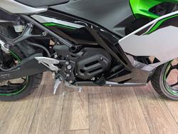 2025 Kawasaki NINJA e-1 SILVER