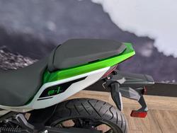 2025 Kawasaki NINJA e-1 SILVER