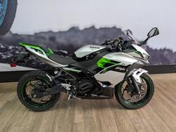 2025 Kawasaki NINJA e-1 SILVER