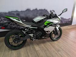 2025 Kawasaki NINJA e-1 SILVER