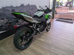 2025 Kawasaki NINJA e-1 SILVER