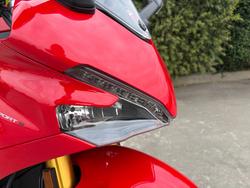 2018 DUCATI SUPERSPORT S Red