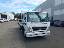 2023 Hyundai Mighty EX4/6