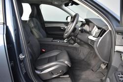 2025 Volvo XC90 Ultra B5 Dark