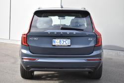 2025 Volvo XC90 Ultra B5 Dark
