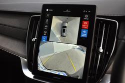 2025 Volvo XC90 Ultra B5 Dark