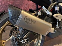 2026 Triumph Trident 800 Trident Red