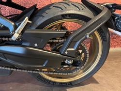 2026 Triumph Trident 800 Trident Red