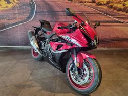 2025 Suzuki GSX-R1000 ABS GSX-R Red