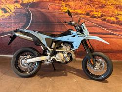 Suzuki DR-Z4S