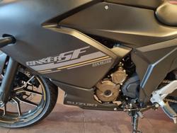 2025 Suzuki Gixxer 250 Gixxer Black