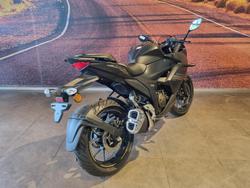2025 Suzuki Gixxer 250 Gixxer Black