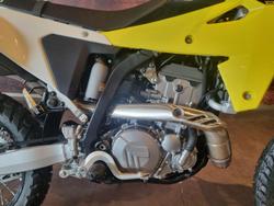 2026 Suzuki DR-Z4S DR-Z Yellow