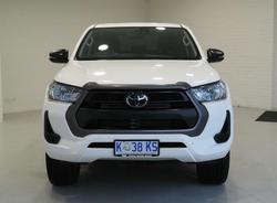 2022 Toyota Hilux SR