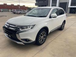 2016 Mitsubishi Outlander LS Safety Pack