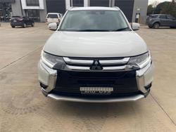 2016 Mitsubishi Outlander LS Safety Pack