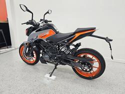 2024 Ktm 200 DUKE (ABS) Orange