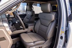 2025 Ford F450 Platinum