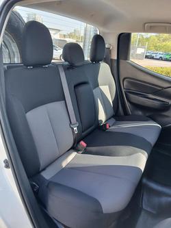 2022 Mitsubishi Triton GLX