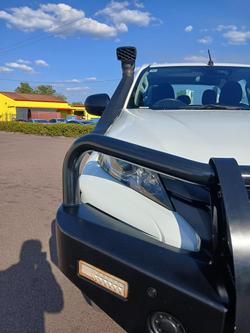2022 Mitsubishi Triton GLX