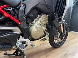 2025 DUCATI MULTISTRADA V4 RALLY Black