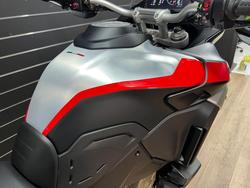 2025 DUCATI MULTISTRADA V4 RALLY Black
