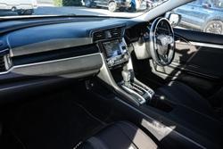 2019 Honda Civic VTi-L