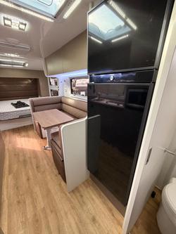 2025 Red Centre Oasis 206 Type C