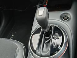 2020 Nissan JUKE ST-L F16 WHITE