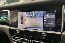 2023 Porsche Macan T