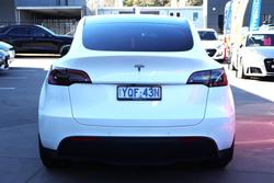 2022 Tesla Model Y Rear-Wheel Drive